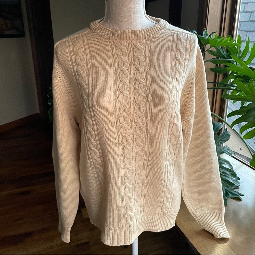 Vintage Classic Cream Cable Knit 100% Lambswool Fisherman Sweater